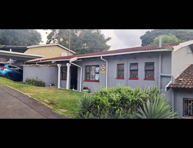 3 BEDROOM TOWNHOUSE FOR SALE IN NEW GERMANY